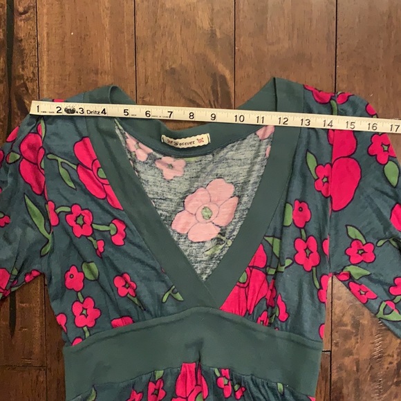 🌺Floral babydoll blouse size medium🌺 - Picture 3 of 4